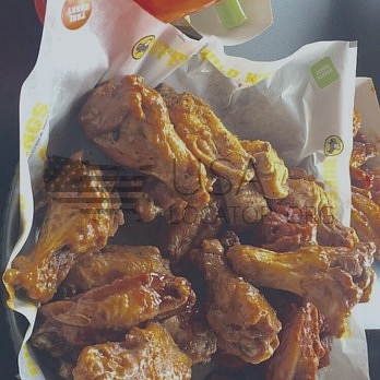 Traditional Wings, Large, Salt And Vinegar photo