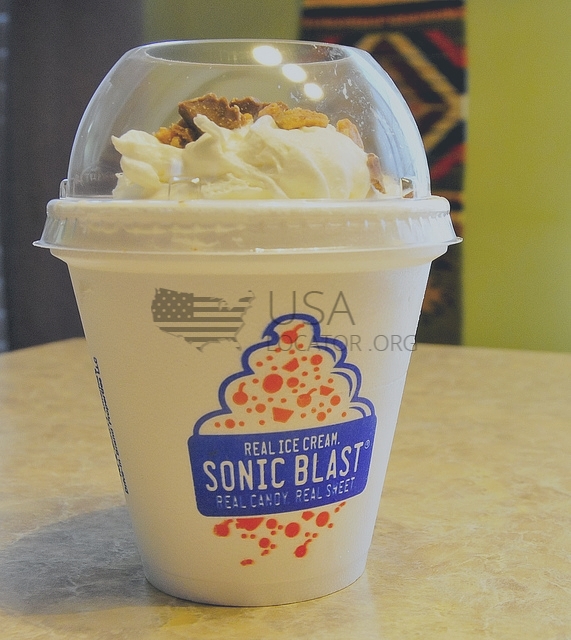 Sonic Blast Made With Reeses Mini photo