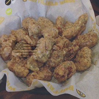 Traditional Wings, Medium, Parmesan Garlic photo