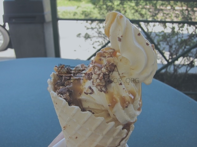 Vanilla Waffle Cone photo