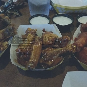 Traditional Wings, Medium, Ghost Pepper photo