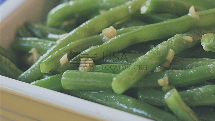 Sides: Garlicky Green Beans photo